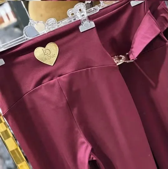 Legginsy dzwony bordo tył gładki LA DIVA