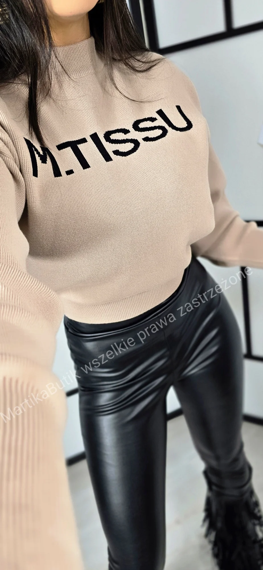 Sweter LOGO beżowy M.TISSU