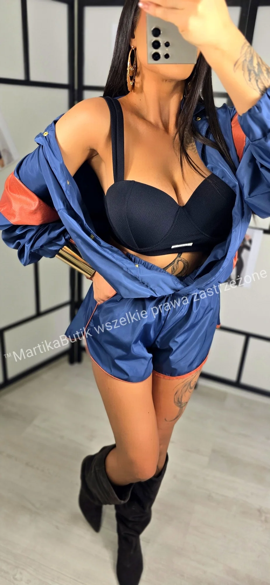 Top push up logo czarny LA MILLA