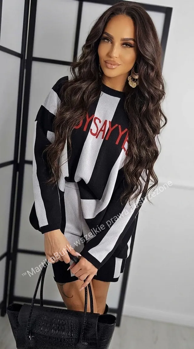 Set sweterkowy BABY SAY YES