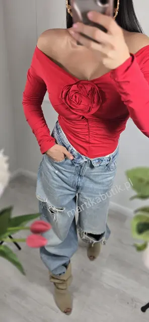 Bluzka z różą czerwona La Diva