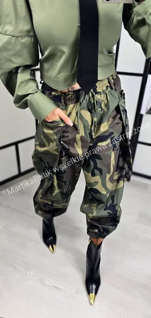 Koszula D'or z krawatem khaki
