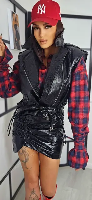 Spódniczka mini VERA czarna LA MILLA